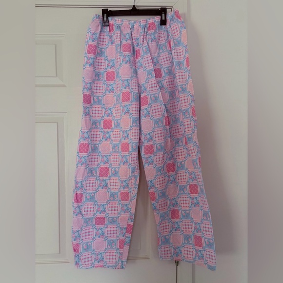 Women’s Vintage Pink Pajama Set - Picture 5 of 7
